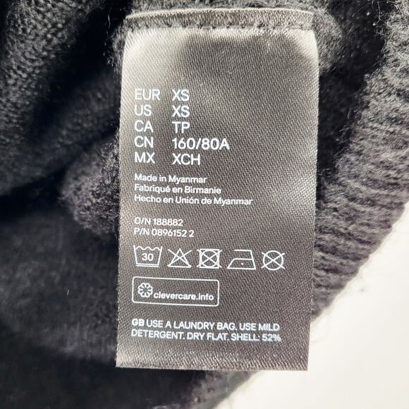 H&M Black Wool Blend Rhinestone Button Embellished Collared Sweater Women's XS - Picture 5 of 8